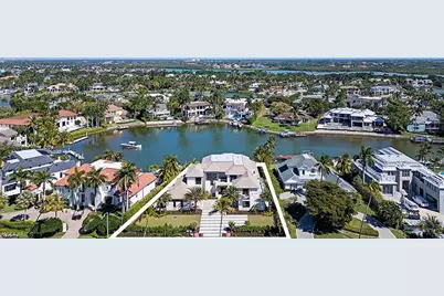 3163 Gin Ln, Naples, FL 34102 - Photo 29