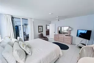 5550 Heron Point Dr, Naples, FL 34108 - Photo 11