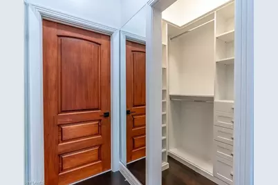 1160 8th St S, Naples, FL 34102 - Photo 17