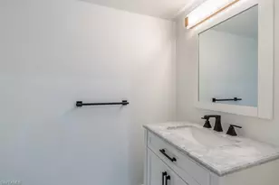 1160 8th St S, Naples, FL 34102 - Photo 27