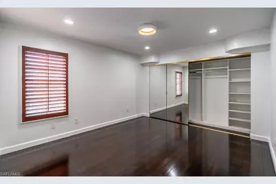 1160 8th St S, Naples, FL 34102 - Photo 35