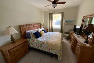 2700 Cypress Trace Cir, Naples, FL 34119 - Photo 5