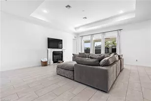 209 SW 10th Pl, Cape Coral, FL 33991 - Photo 9