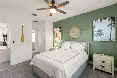 7622 Rockefeller Dr, Naples, FL 34119 - Photo 23