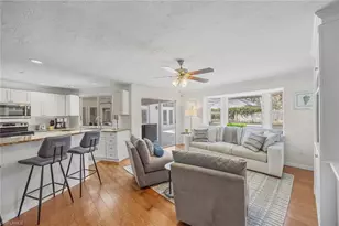 707 Portside Dr, Naples, FL 34103 - Photo 13