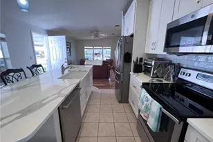 65 Turquoise Ave, Naples, FL 34114 - Photo 5