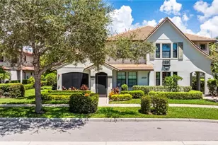 1359 Artesia Dr E, Naples, FL 34113 - Photo 37