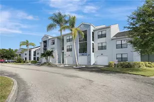 13615 Eagle Ridge Dr, Fort Myers, FL 33912 - Photo 17
