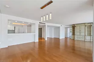 4751 Gulf Shore Blvd N, Naples, FL 34103 - Photo 7