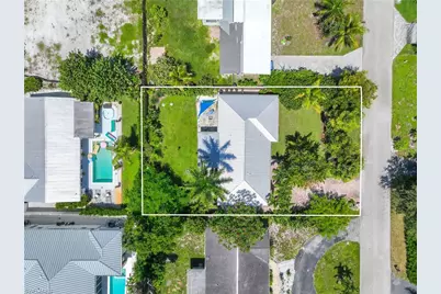 1304 Milano Dr, Naples, FL 34103 - Photo 25