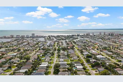 545 102nd Ave N, Naples, FL 34108 - Photo 23