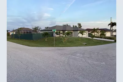 309 NW 22nd Pl, Cape Coral, FL 33993 - Photo 3