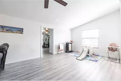 2345 Outrigger Ln, Naples, FL 34104 - Photo 11