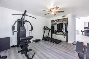 2345 Outrigger Ln, Naples, FL 34104 - Photo 25