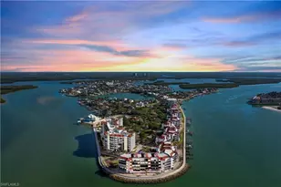 700 La Peninsula Blvd, Naples, FL 34113 - Photo 39