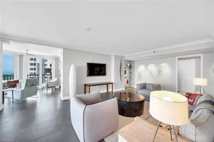 6585 Nicholas Blvd, Naples, FL 34108 - Photo 3