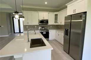 264 Golden Gate Blvd E, Naples, FL 34117 - Photo 7