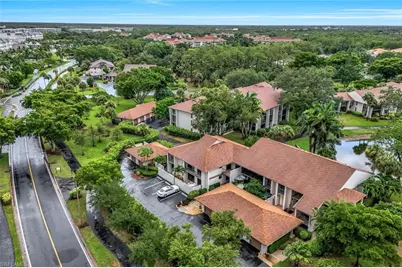 576 Retreat Dr #201, Naples, FL 34110 - Photo 7