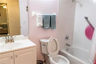 2526 Orchid Bay Dr, Naples, FL 34109 - Photo 23