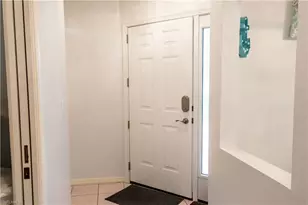 2526 Orchid Bay Dr, Naples, FL 34109 - Photo 7