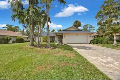 3055 Round Table Ct, Naples, FL 34112 - Photo 37