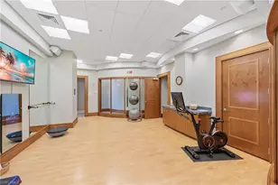 13675 Vanderbilt Dr, Naples, FL 34110 - Photo 37