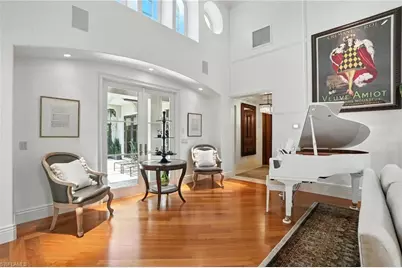 2892 Tiburon Blvd E, Naples, FL 34109 - Photo 9