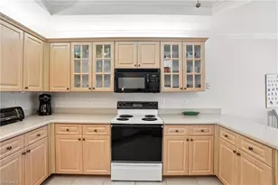 7032 Pelican Bay Blvd, Naples, FL 34108 - Photo 17