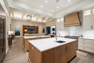 740 Banyan Blvd, Naples, FL 34102 - Photo 7