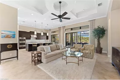 8828 Savona Ct, Naples, FL 34119 - Photo 7