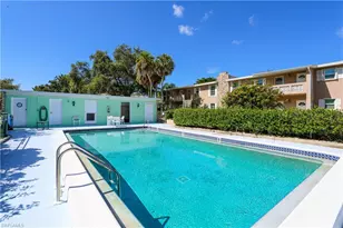 221 Cypress Way E, Naples, FL 34110 - Photo 9