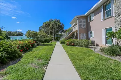 221 Cypress Way E #201, Naples, FL 34110 - Photo 11