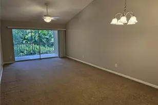 605 Squire Cir, Naples, FL 34104 - Photo 5