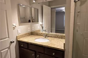 605 Squire Cir, Naples, FL 34104 - Photo 15