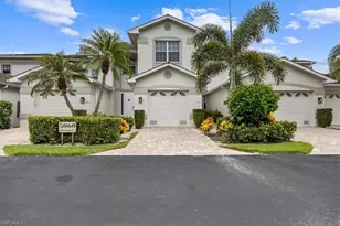 5060 Yacht Harbor Cir, Naples, FL 34112 - Photo 3