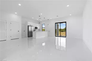 3175 Sunshine Blvd, Lehigh Acres, FL 33971 - Photo 7