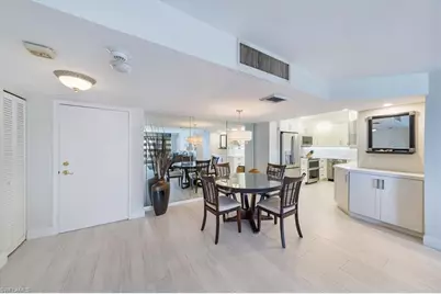 4005 Gulf Shore Blvd N #1104, Naples, FL 34103 - Photo 11