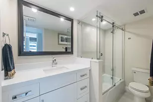 4005 Gulf Shore Blvd N, Naples, FL 34103 - Photo 21