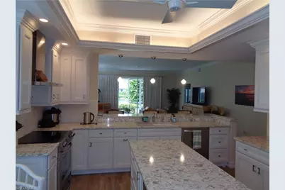 6190 Reserve Cir #301, Naples, FL 34119 - Photo 5