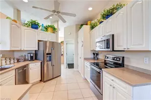 3208 SW 1st Pl, Cape Coral, FL 33914 - Photo 17