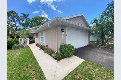 14805 Crooked Pond Ct, Fort Myers, FL 33908 - Photo 5