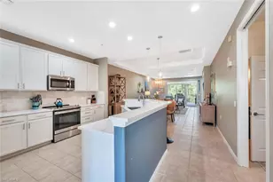 4833 Hampshire Ct, Naples, FL 34112 - Photo 11