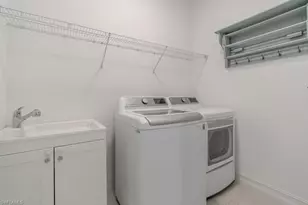 16374 Barclay Ct, Naples, FL 34110 - Photo 23