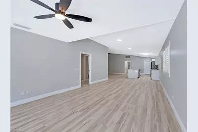 3408 Cayman Ln, Naples, FL 34119 - Photo 15
