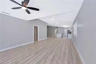 3408 Cayman Ln, Naples, FL 34119 - Photo 15