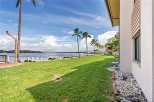 896 Buttonwood Dr, Fort Myers Beach, FL 33931 - Photo 23