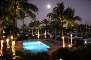 2170 Gulf Shore Blvd N, Naples, FL 34102 - Photo 31