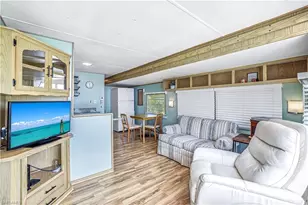 27 Jasper Dr, Naples, FL 34114 - Photo 5