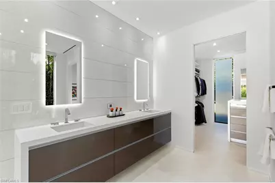 652 Bougainvillea Rd, Naples, FL 34102 - Photo 35