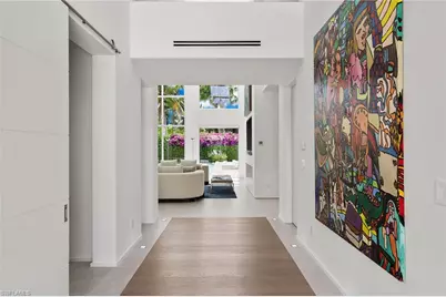 652 Bougainvillea Rd, Naples, FL 34102 - Photo 5